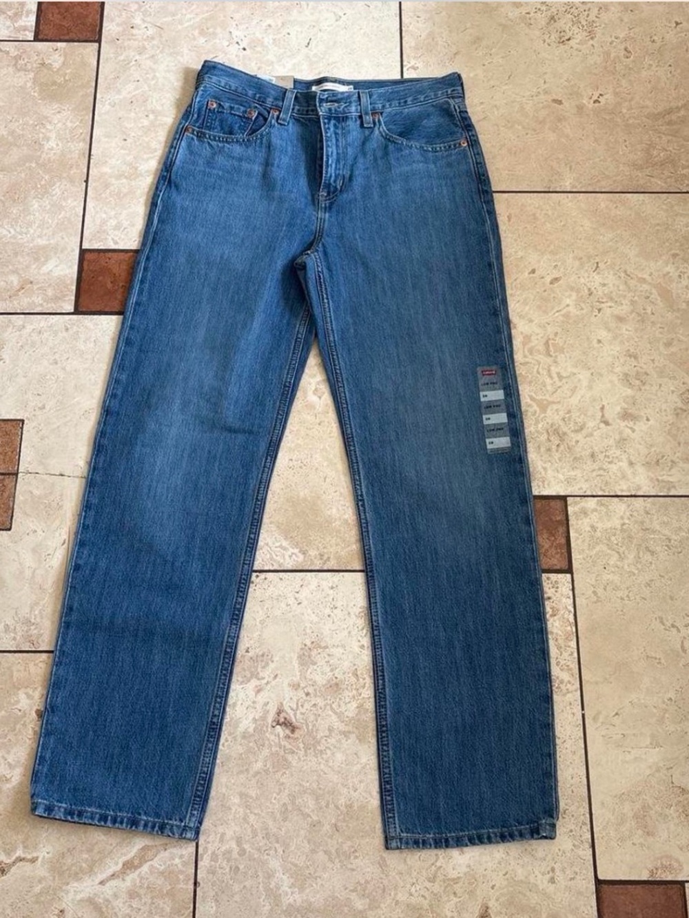 Levi's Women's Straight-Leg Jeans in Medium Blue